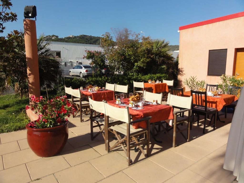 Hôtel L'Hacienda Martigues Exterior foto